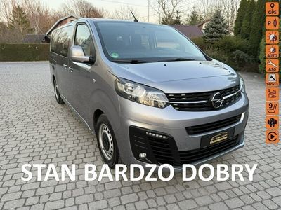 Grafitowy (metalik) Używany 2021 Opel Vivaro Minivan | 89 900 zł