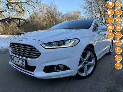 Biały Używany 2015 Ford Mondeo Titanium Kombi | 40 900 zł (Dość drogi)