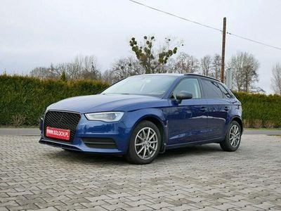 Granatowy Używany 2015 Audi A3 Ambiente Hatchback | 48 900 zł (Uczciwa cena)
