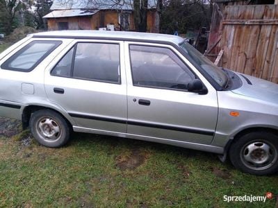 Srebrny Używany 2000 Skoda Felicia Sedan/Limuzyna | 2300 zł