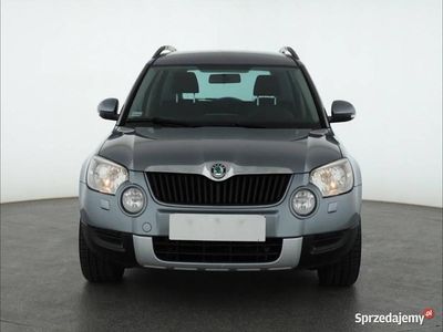 Srebrny Używany 2012 Skoda Yeti SUV | 19 499 zł (Uczciwa cena)