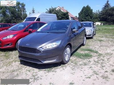 Używany Ford Focus Trend+ 150 KM (110 kW) 2017 Szary (metalik) Sedan/Limuzyna