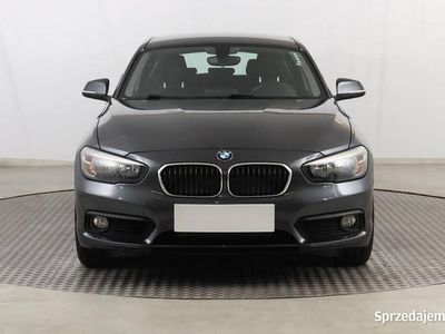 Szary Używany 2016 BMW 118 Hatchback | 49 999 zł (Uczciwa cena)