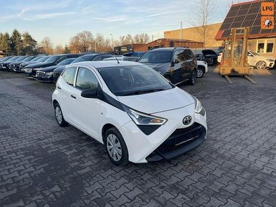 Biały Używany 2021 Toyota Aygo Hatchback | 22 900 zł