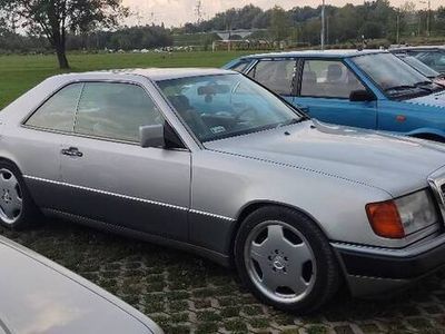 używany Mercedes C220 koni mechanicznych