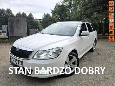 Biały Używany 2011 Skoda Octavia Kombi | 20 990 zł (Uczciwa cena)