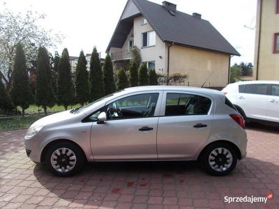 używany Opel Corsa D 1,0 benz. 2010 r./2011 r. 5 drzwi KLIMATYZACJA zarejestrowany