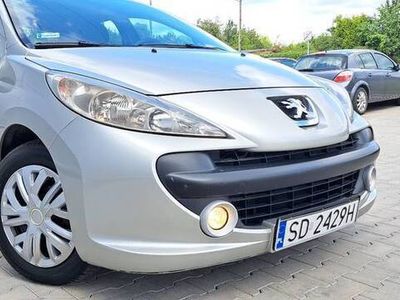 Używany Peugeot 207 2008 Złoty Sedan/Limuzyna