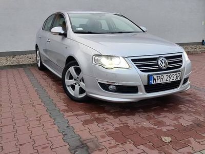Srebrny Używany 2010 VW Passat R Sedan/Limuzyna | 22 900 zł (Dość drogi)