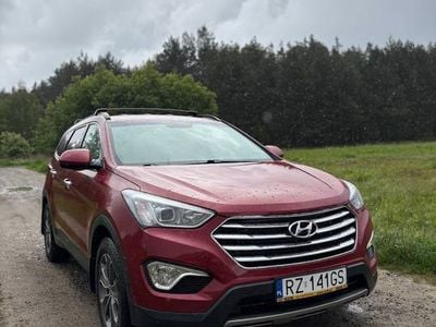 Czerwony Używany 2015 Hyundai Grand Santa Fe SUV | 57 000 zł