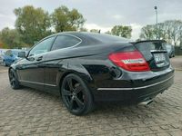 używany Mercedes C250 1.8dm 204KM 2011r. 200 800km