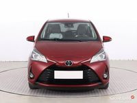 Używany Toyota Yaris 2017 Bordowy Hatchback