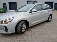 Używany Hyundai i30 2017 Srebrny Kombi