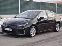 Używany Toyota Corolla Comfort 132 KM (97 kW) 2020 Czarny Sedan/Limuzyna