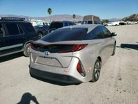 używany Toyota Prius Prime 2017, 1.8L, lekko uszkodzony przód