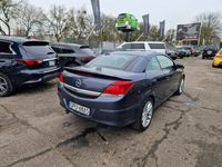 używany Opel Astra Cabriolet 1.8dm 140KM 2007r. 261 311km
