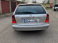 używany Mercedes C220 cdi w203