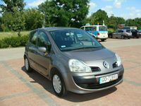 używany Renault Modus 1.1dm 75KM 2008r. 132 000km