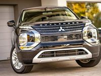 Używany Mitsubishi Outlander 180 KM (132 kW) 2024 Czarny (metalik) SUV