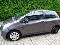 używany Toyota Yaris 1.4dm 90KM 2008r. 175 000km