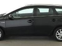 Używany Toyota Auris Hybrid 136 KM (100 kW) 2017 Czarny Kombi