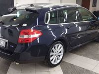 Używany Renault Laguna III Initiale Paris 140 KM (102 kW) 2009 Grafitowy Kombi