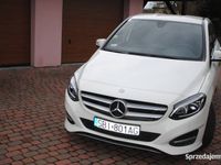 używany Mercedes B200 D 4MATIC