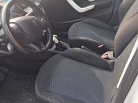 Używany Peugeot 208 2013 Hatchback