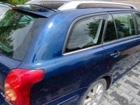 używany Toyota Avensis D4D