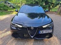 używany Alfa Romeo Giulia 2.0 280 KM Niski przebieg 23tys KM