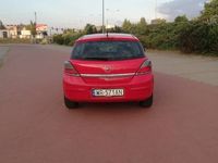 używany Opel Astra ENJOY z roku 2007 z silnikiem benzynowych 1.4