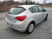 używany Opel Astra 1.6dm 115KM 2012r. 239 876km