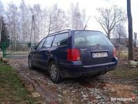 Używany VW Passat 2000 Granatowy Kombi