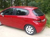 Używany Peugeot 208 2017 Czerwony Hatchback