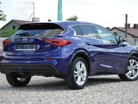 używany Infiniti Q30 1.6dm 122KM 2016r. 180 000km