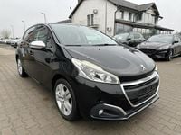 Używany Peugeot 208 82 KM (60 kW) 2015 Czarny (metalik) Hatchback