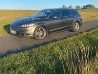 używany Ford Mondeo rodzinne auto