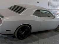 używany Dodge Challenger 