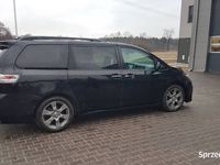 używany Toyota Sienna 