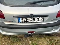 Używany Peugeot 206 2001 Srebrny