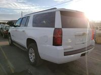 używany Chevrolet Suburban 5.3dm 355KM 2017r. 129 000km