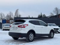 używany Nissan Qashqai 1.6dm 130KM 2015r. 203 764km