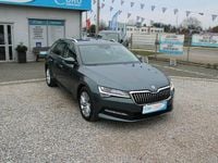 Używany Skoda Superb 200 KM (147 kW) 2021 Szary (metalik) Kombi