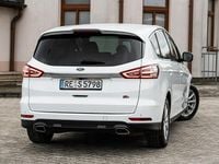 Używany Ford S-MAX Titanium 210 KM (154 kW) 2019 Biały Minivan