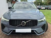 Używany Volvo XC60 250 KM (183 kW) 2024 Szary SUV