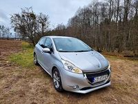 Używany Peugeot 208 Allure 120 KM (88 kW) 2015 Srebrny Hatchback