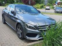 używany Mercedes C200 benzyna