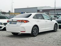 Używany Toyota Corolla 122 KM (89 kW) 2020 Biały (metalik) Sedan/Limuzyna