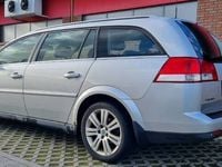 Używany Opel Vectra Cosmo 2007 Srebrny Kombi