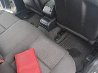 używany Audi A4 b7 , 1.9 kombi srebrne